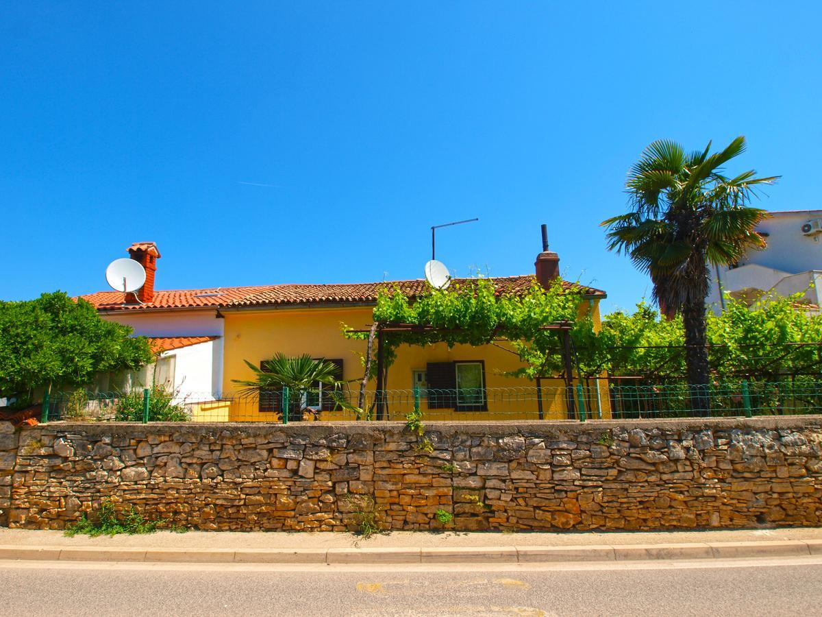 House 1037 Villa Fazana Exterior photo